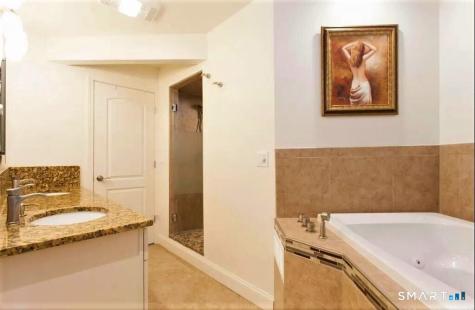 14 Vermillion Drive Avon CT 06001