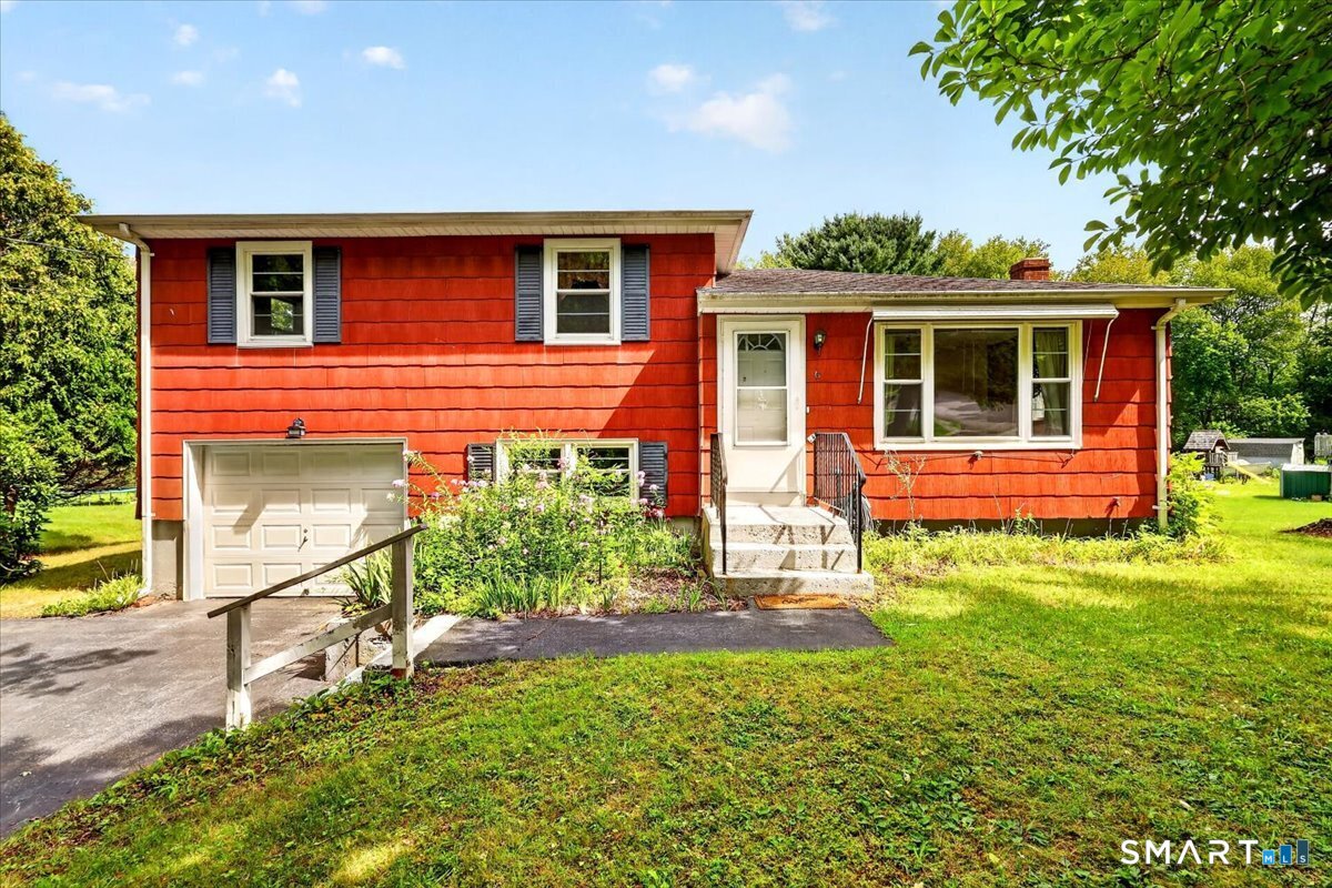 6 Sunset Avenue Ledyard CT 06339