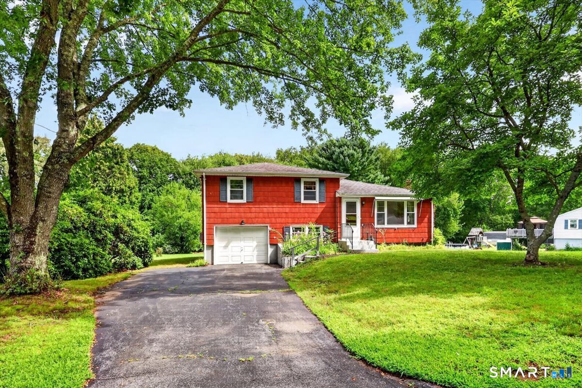 6 Sunset Avenue Ledyard CT 06339