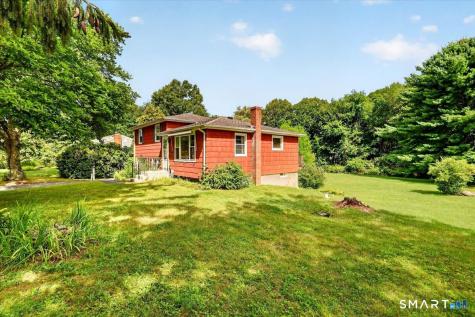 6 Sunset Avenue Ledyard CT 06339