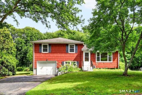 6 Sunset Avenue Ledyard CT 06339