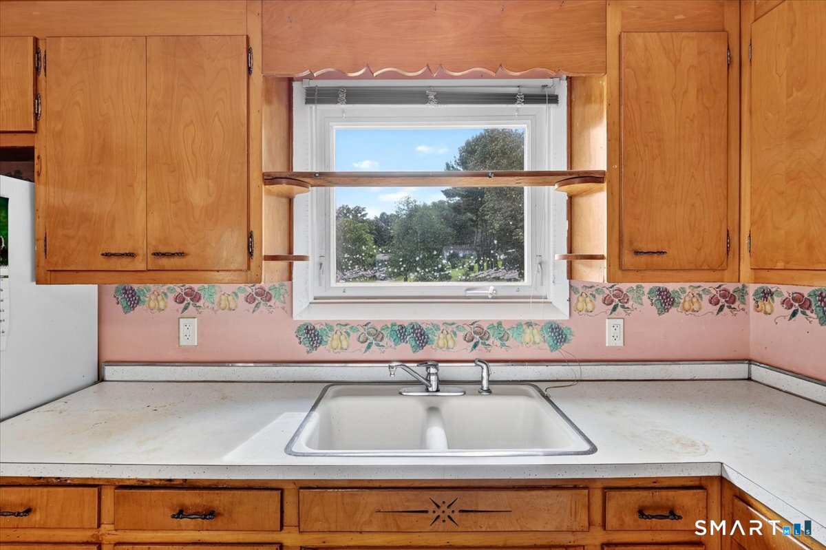 6 Sunset Avenue Ledyard CT 06339