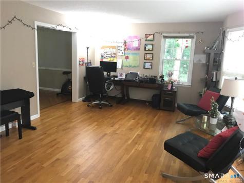 19 Village View Lane Farmington CT 06085