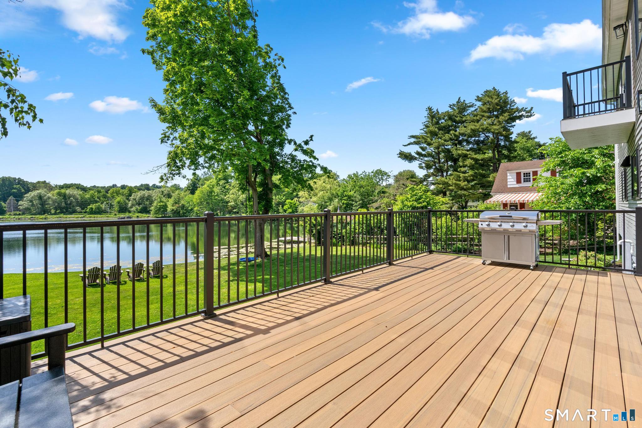7 Waterside Lane West Hartford CT 06107