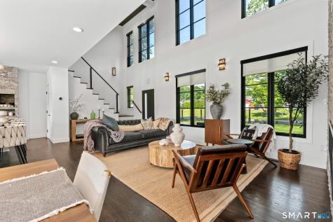 7 Waterside Lane West Hartford CT 06107