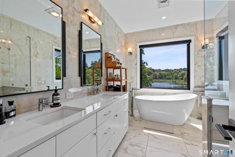 7 Waterside Lane West Hartford CT 06107