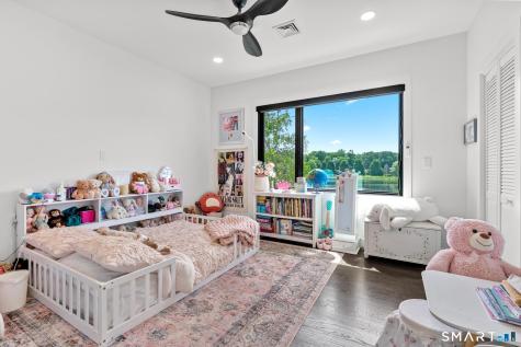 7 Waterside Lane West Hartford CT 06107