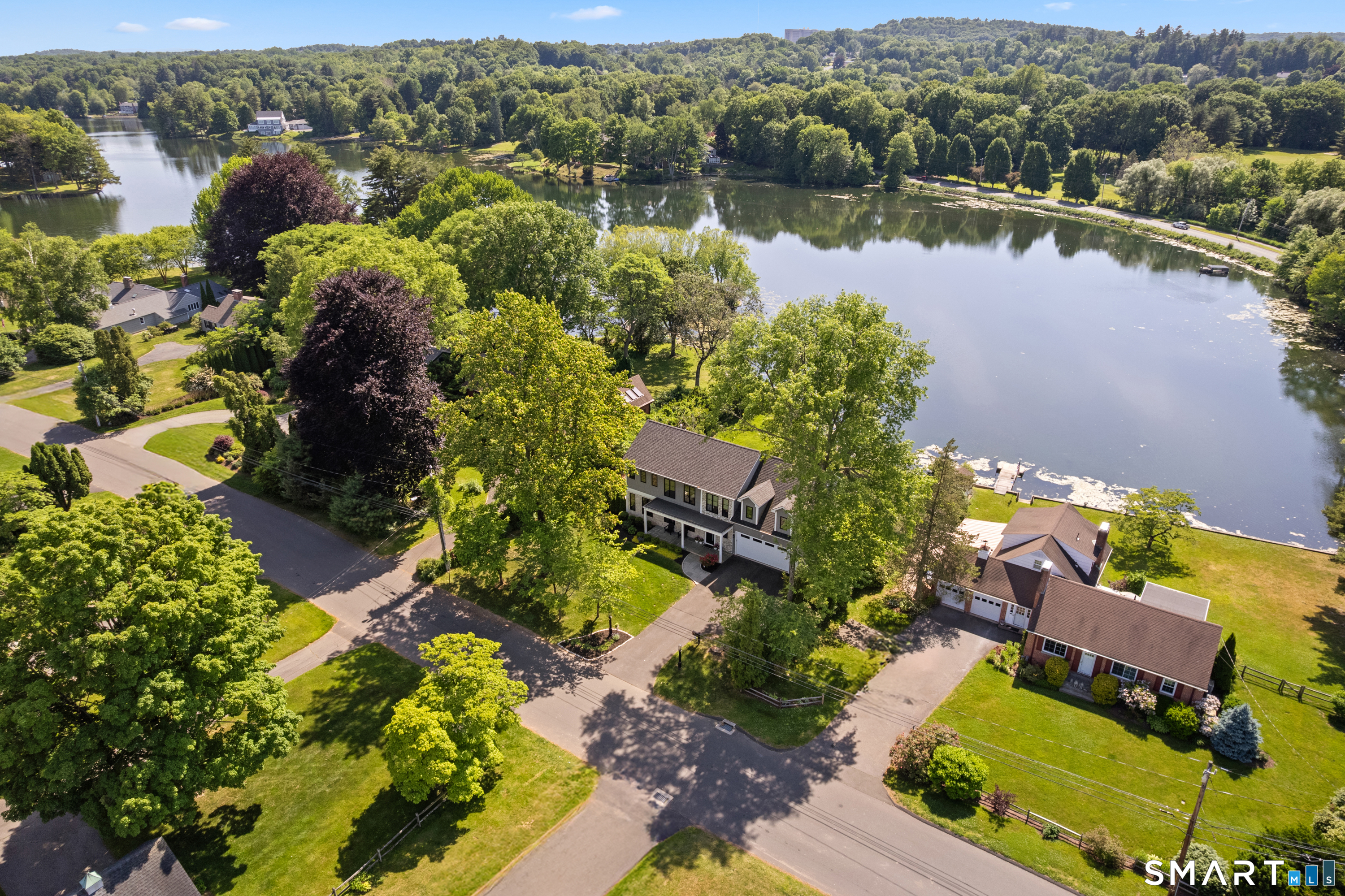 7 Waterside Lane West Hartford CT 06107