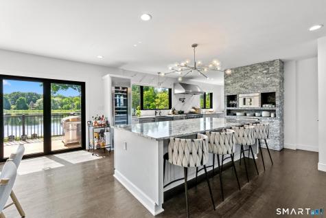 7 Waterside Lane West Hartford CT 06107