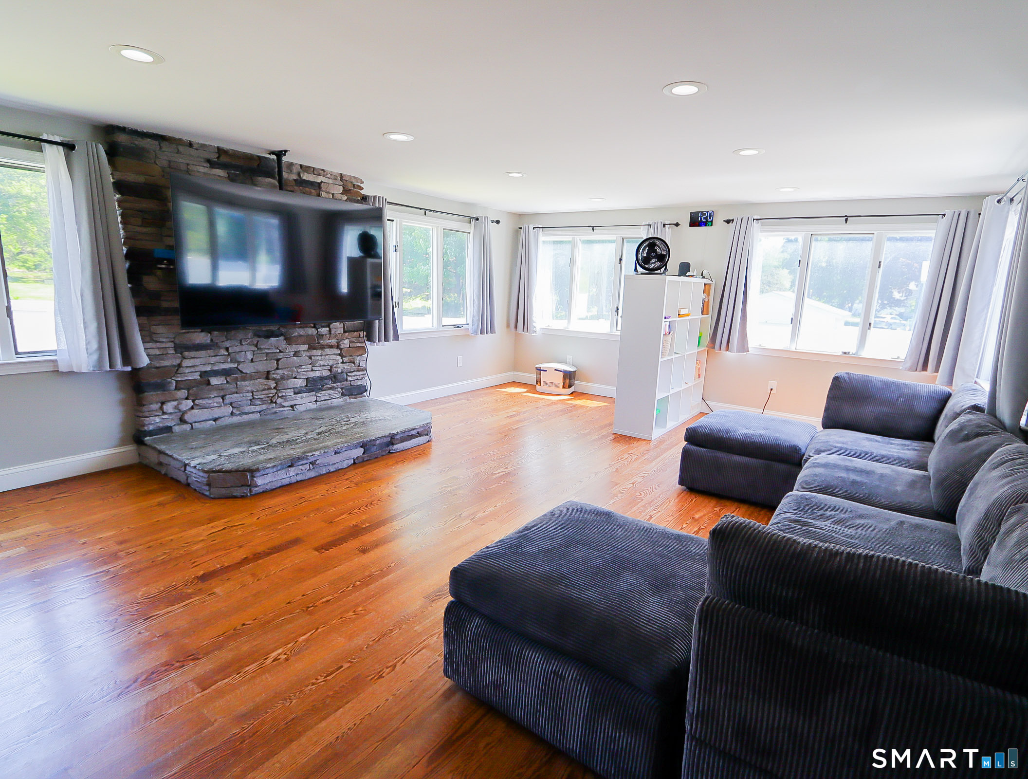 585 Burnham Street East Hartford CT 06108