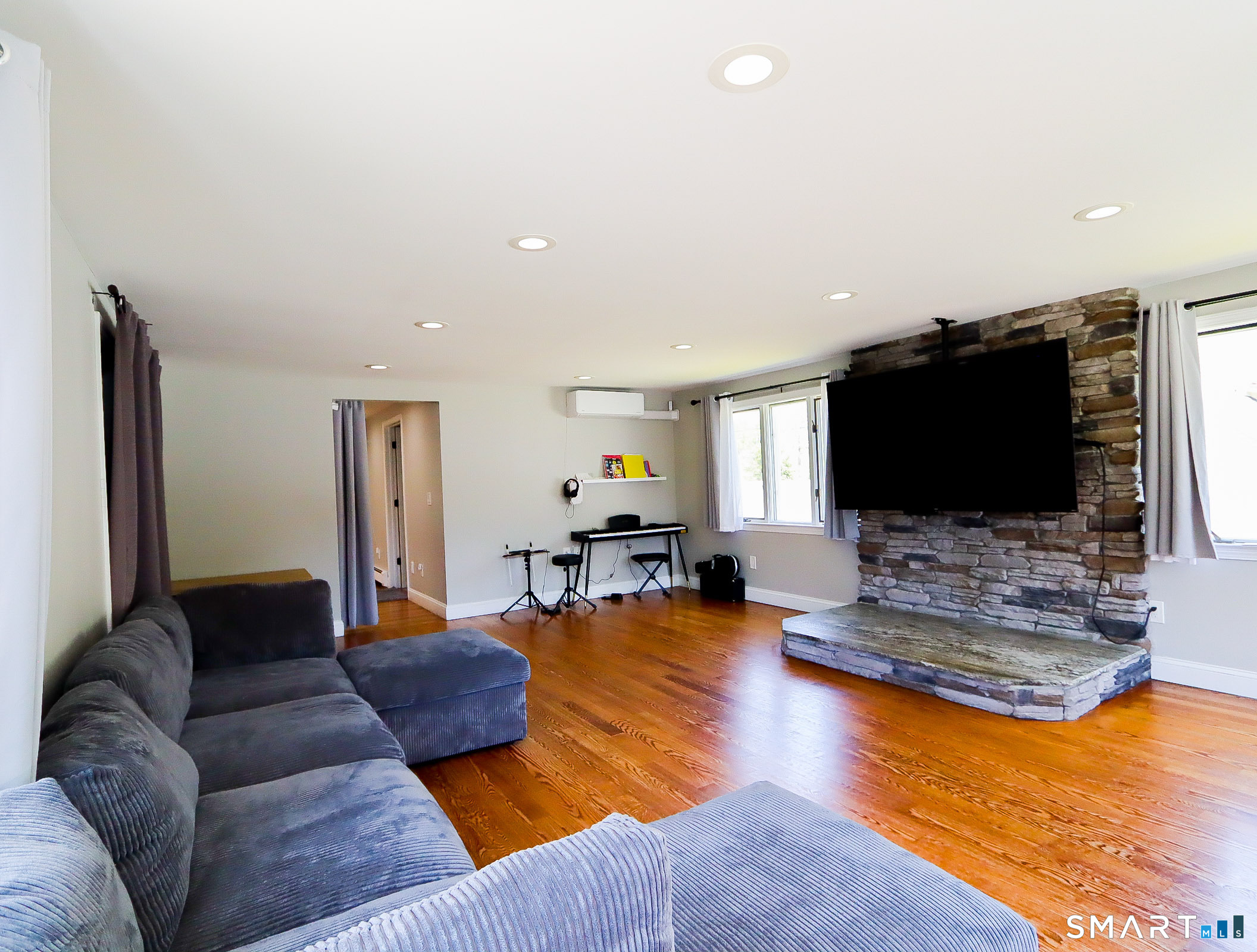585 Burnham Street East Hartford CT 06108
