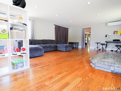 585 Burnham Street East Hartford CT 06108