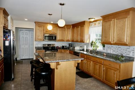 139 South End Road Southington CT 06489
