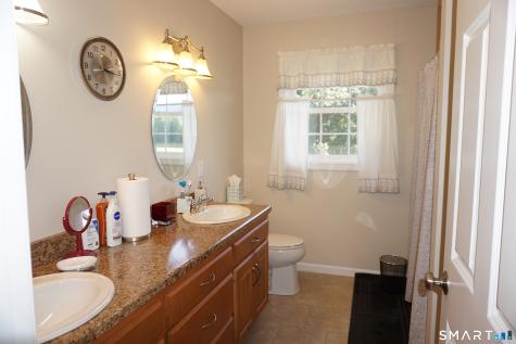 139 South End Road Southington CT 06489