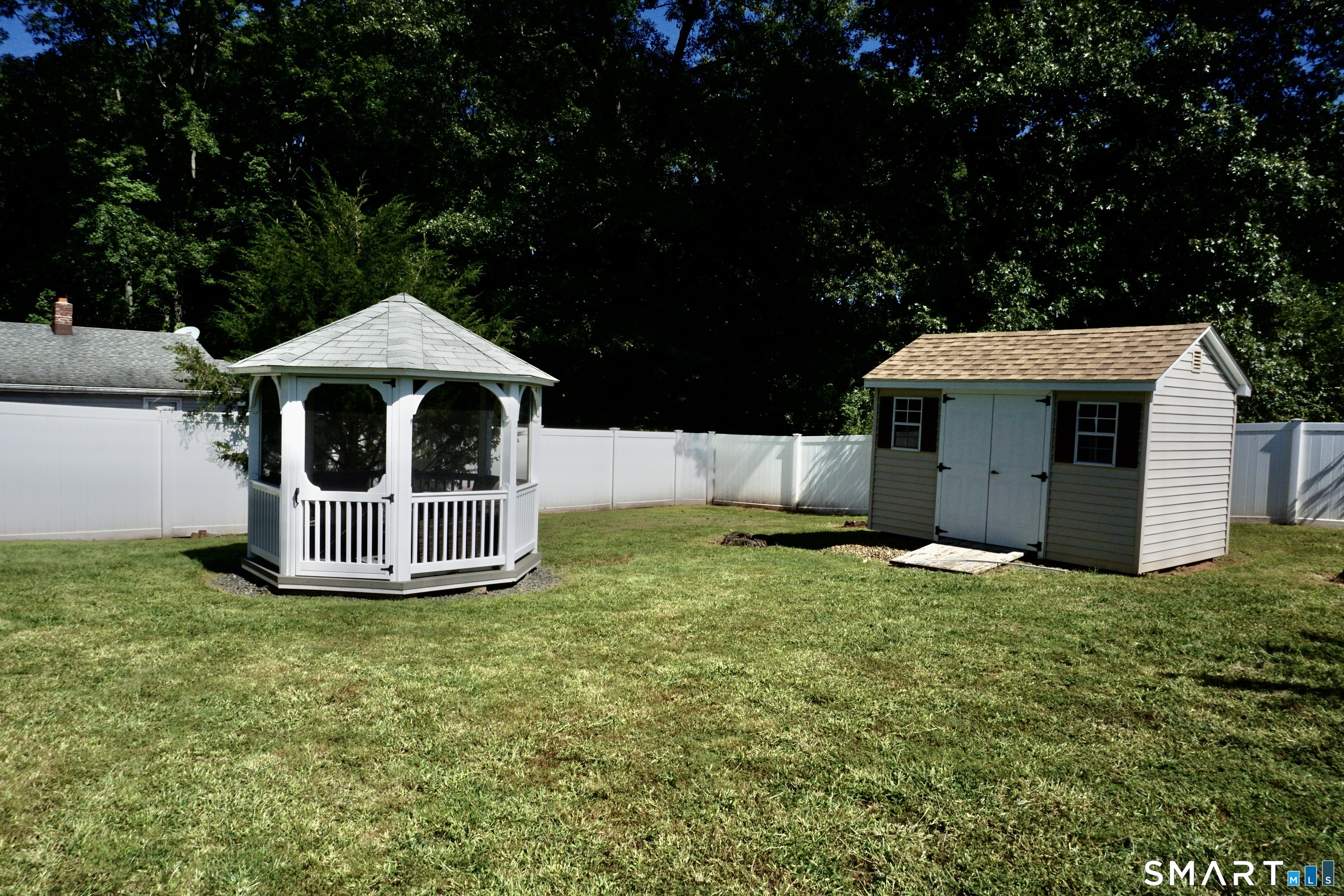 139 South End Road Southington CT 06489