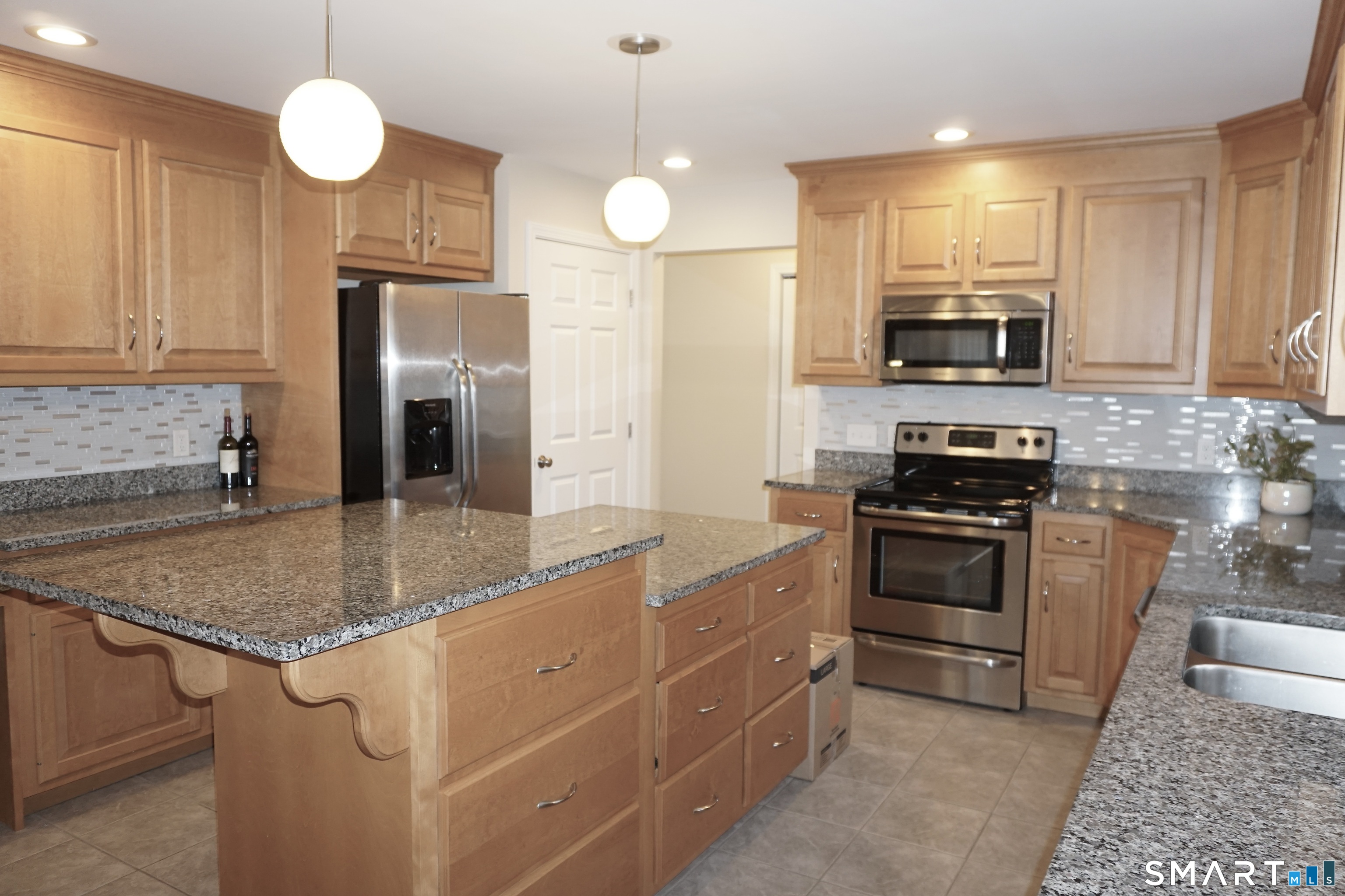 139 South End Road Southington CT 06489