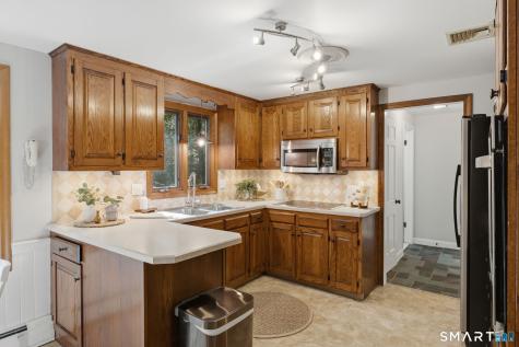 15 Sanctuary Drive Simsbury CT 06070