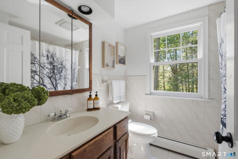 15 Sanctuary Drive Simsbury CT 06070
