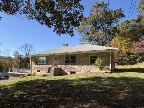 10 Jeanette Road Danbury CT 06811