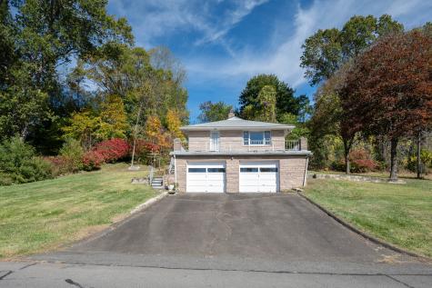 10 Jeanette Road Danbury CT 06811