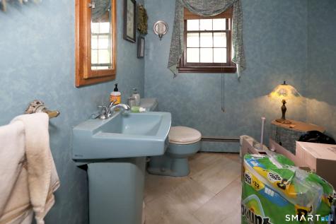 1530 Poquonock Avenue Windsor CT 06095