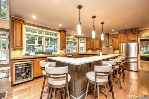 2 Horse Stable Circle Shelton CT 06484