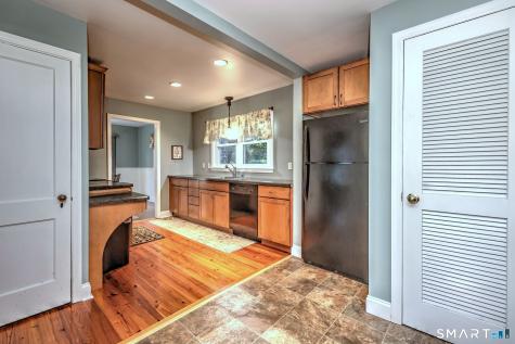 2 Horse Stable Circle Shelton CT 06484