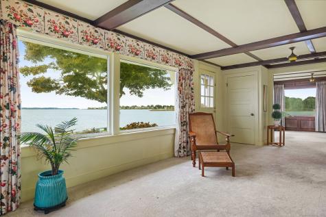 49 Noble Avenue Groton CT 06340