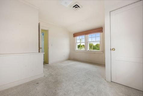 49 Noble Avenue Groton CT 06340