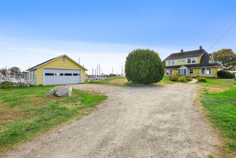 49 Noble Avenue Groton CT 06340