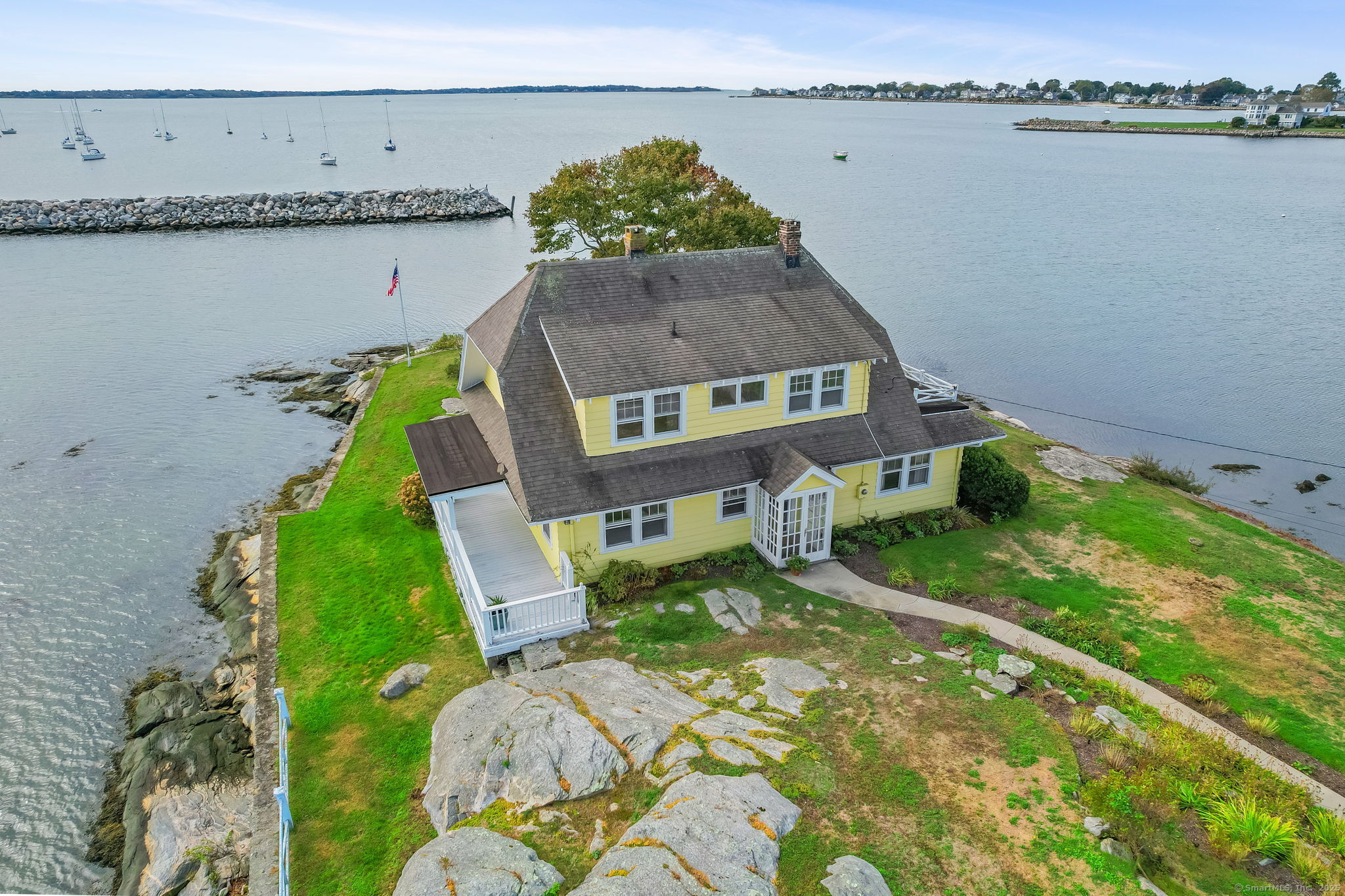 49 Noble Avenue Groton CT 06340