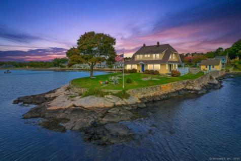 49 Noble Avenue Groton CT 06340