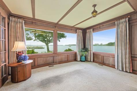 49 Noble Avenue Groton CT 06340