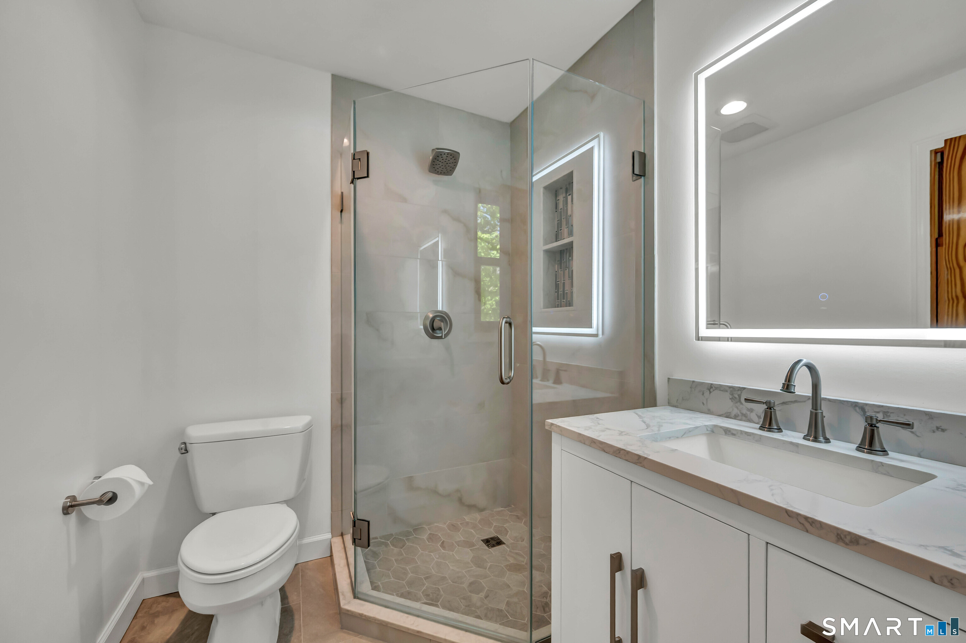 20 Judith Drive Danbury CT 06811