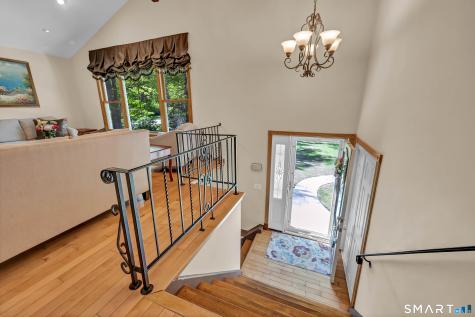 20 Judith Drive Danbury CT 06811
