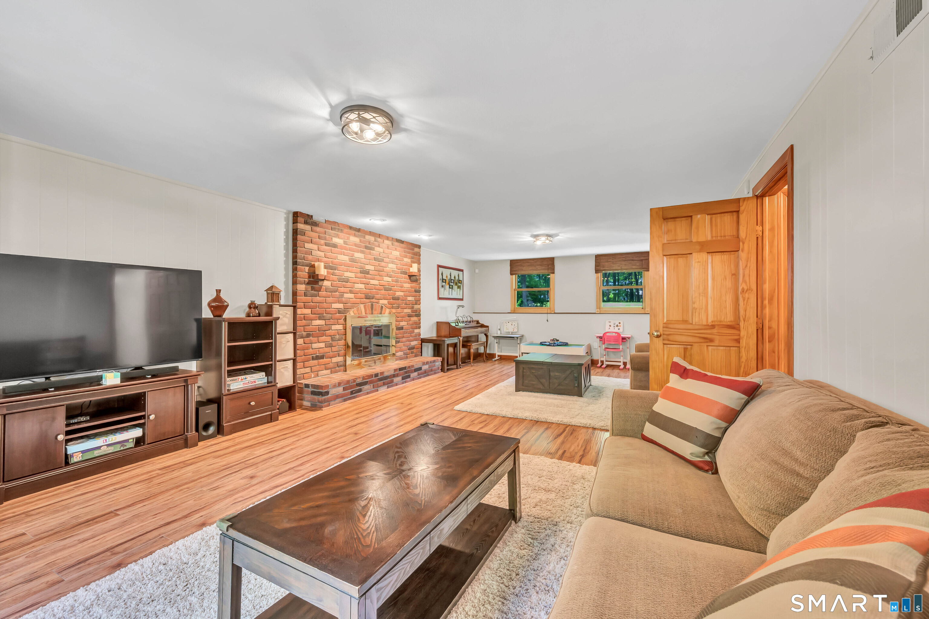20 Judith Drive Danbury CT 06811
