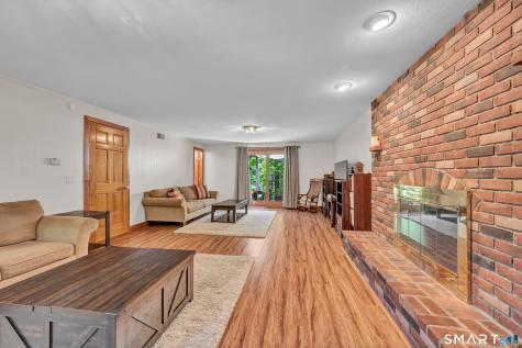 20 Judith Drive Danbury CT 06811
