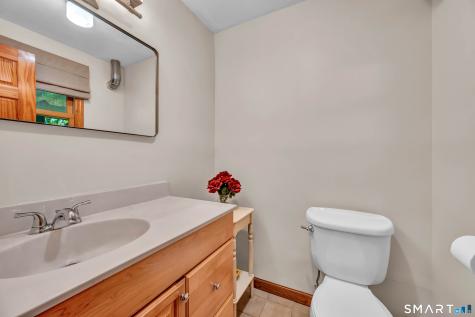 20 Judith Drive Danbury CT 06811