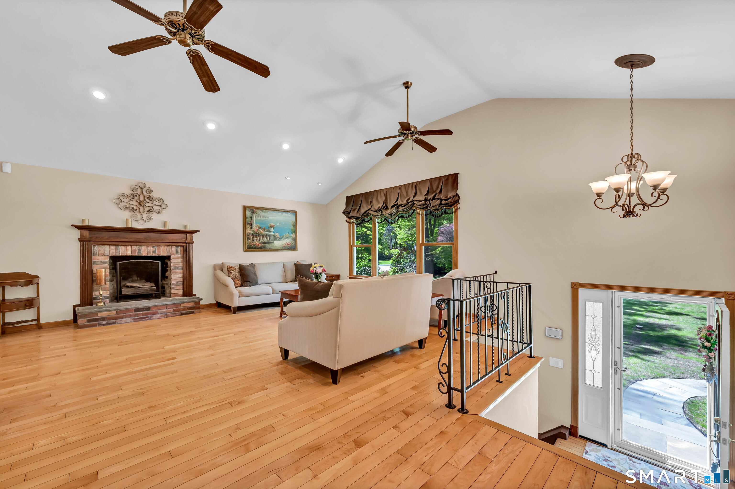 20 Judith Drive Danbury CT 06811
