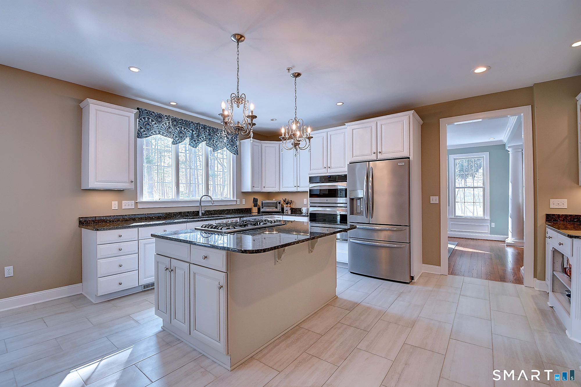 1211 Neipsic Road Glastonbury CT 06033