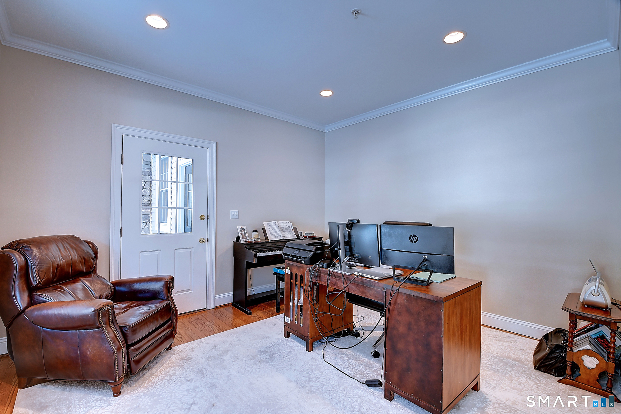 1211 Neipsic Road Glastonbury CT 06033