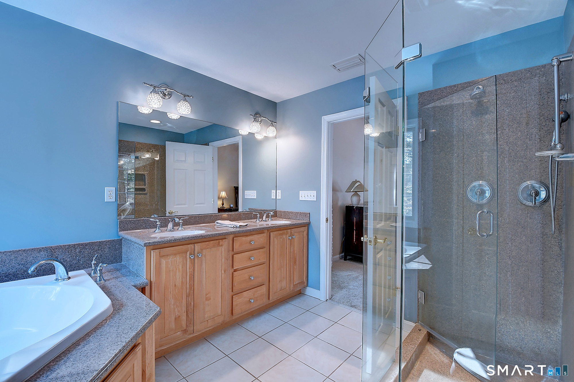 1211 Neipsic Road Glastonbury CT 06033