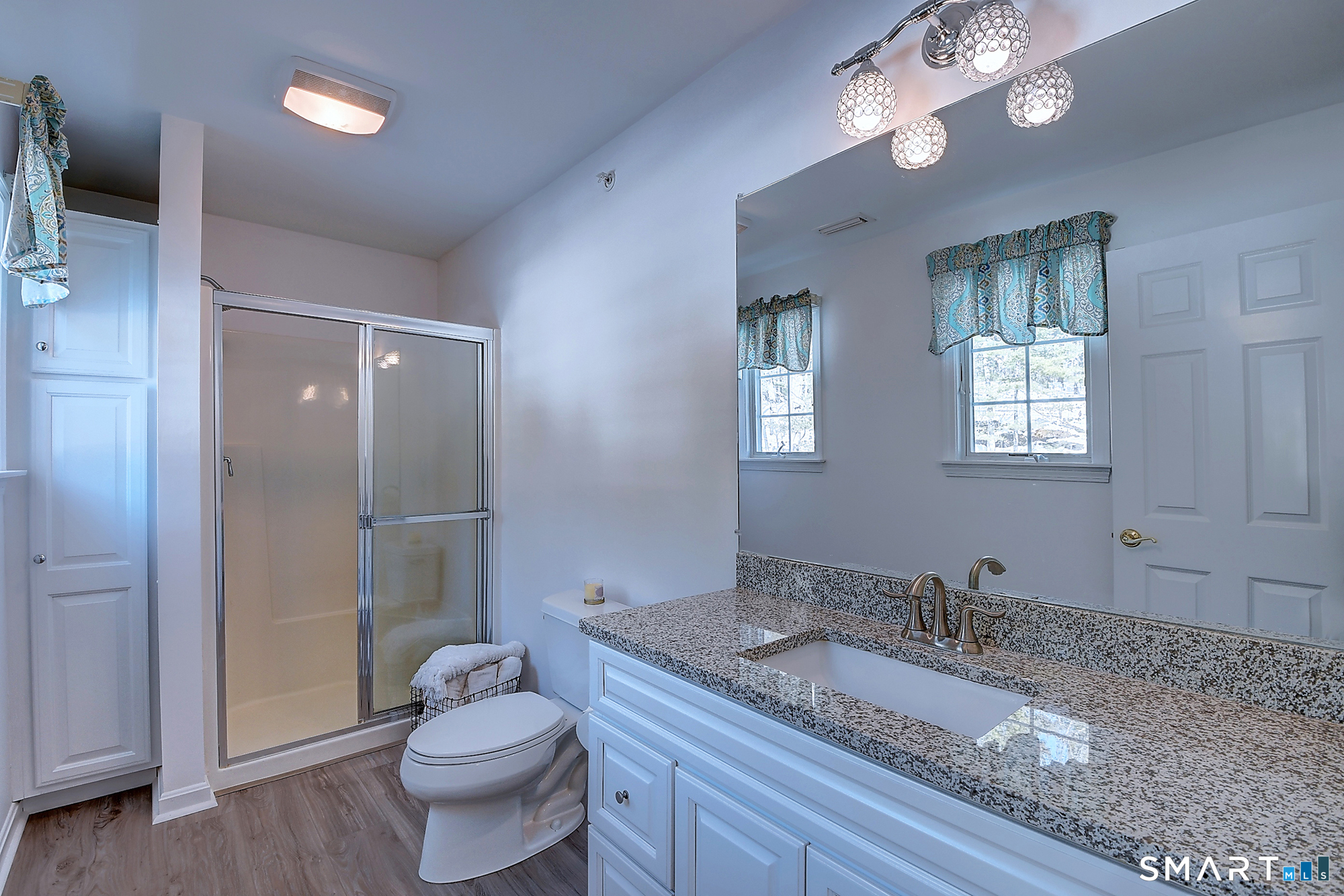 1211 Neipsic Road Glastonbury CT 06033