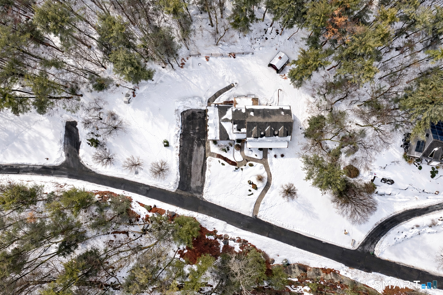 1211 Neipsic Road Glastonbury CT 06033