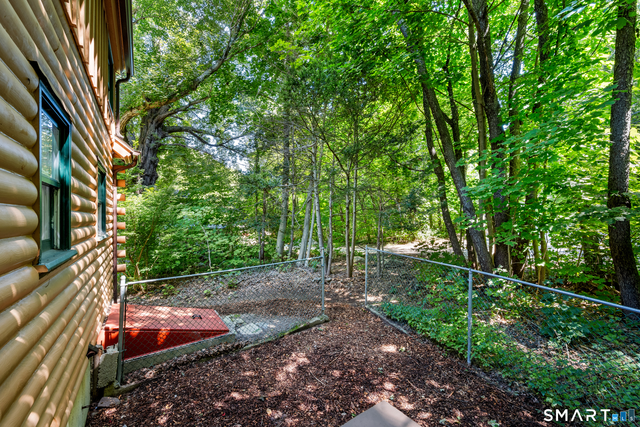 176 Lake East Drive Montville CT 06370