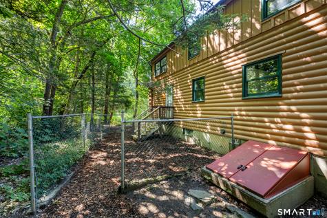 176 Lake East Drive Montville CT 06370