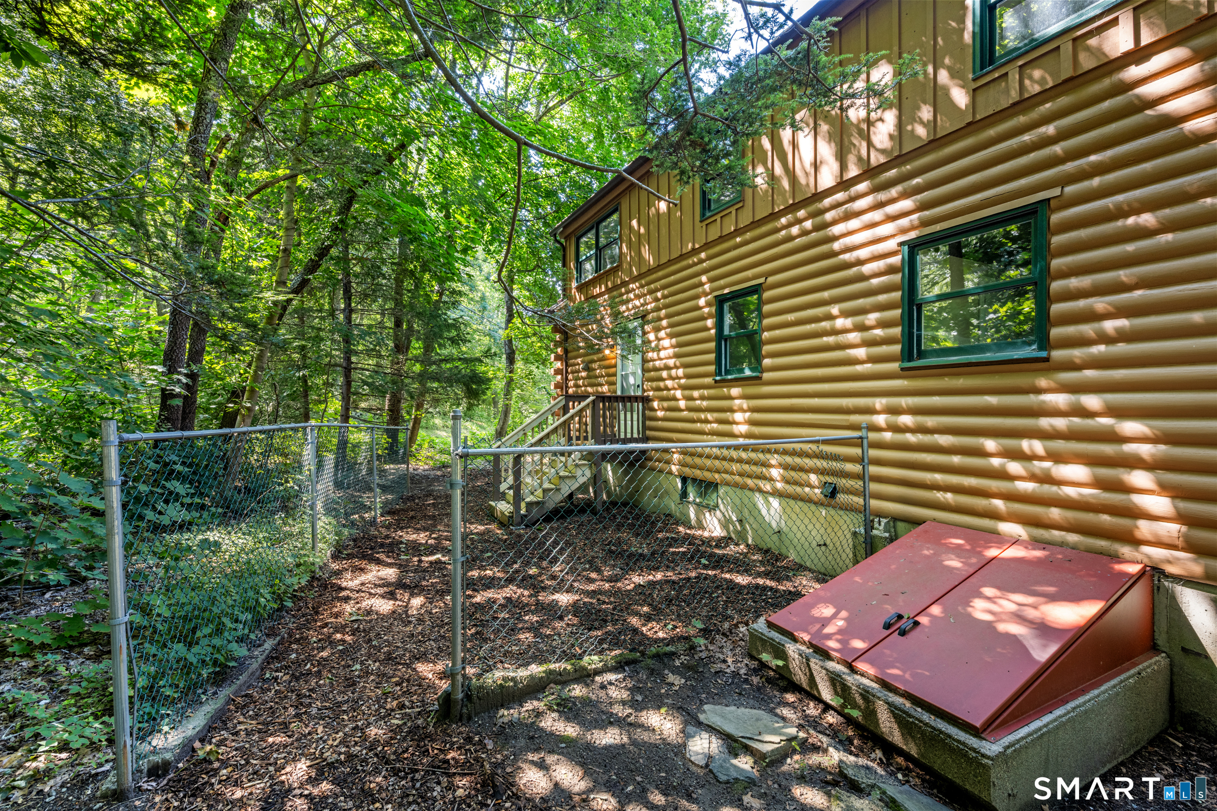 176 Lake East Drive Montville CT 06370