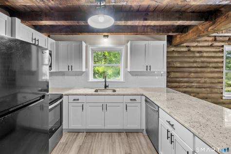 176 Lake East Drive Montville CT 06370