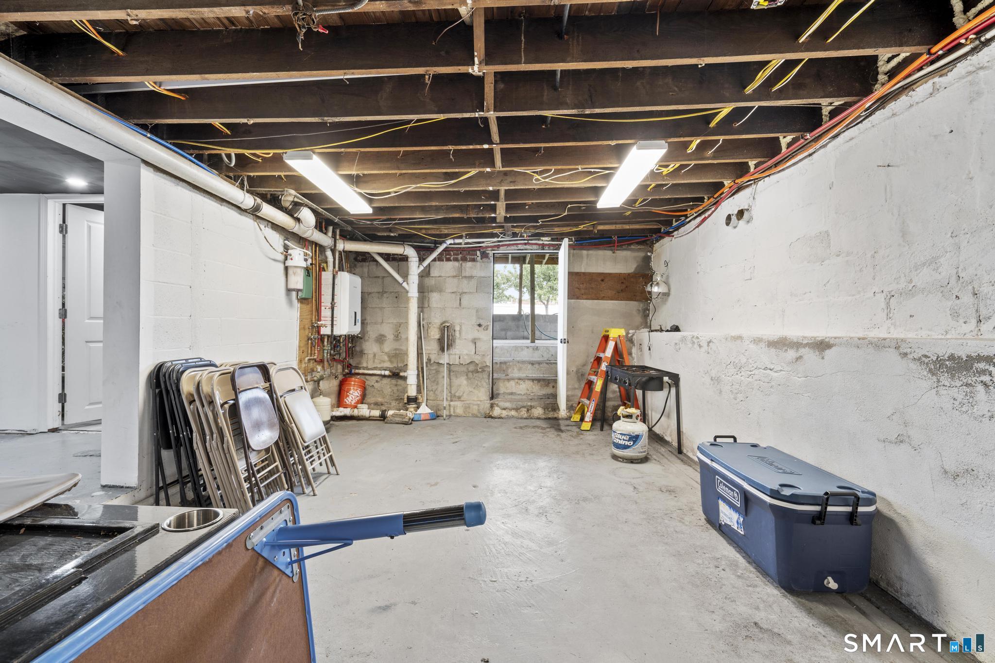 181 Platt Avenue West Haven CT 06516