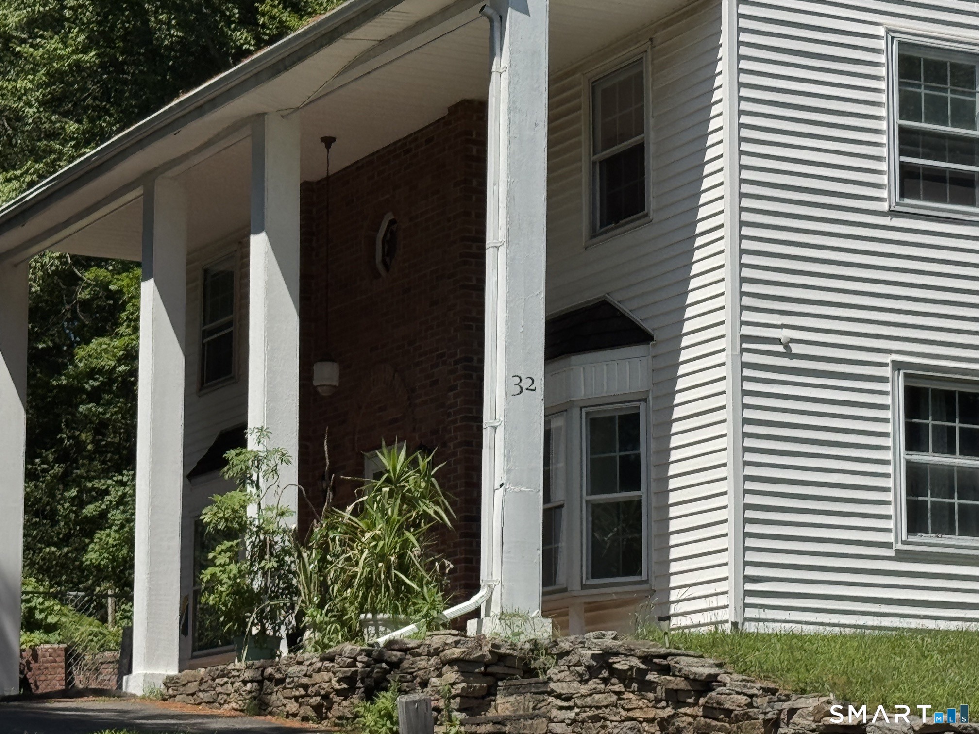 32 Arnold Drive East Hartford CT 06108